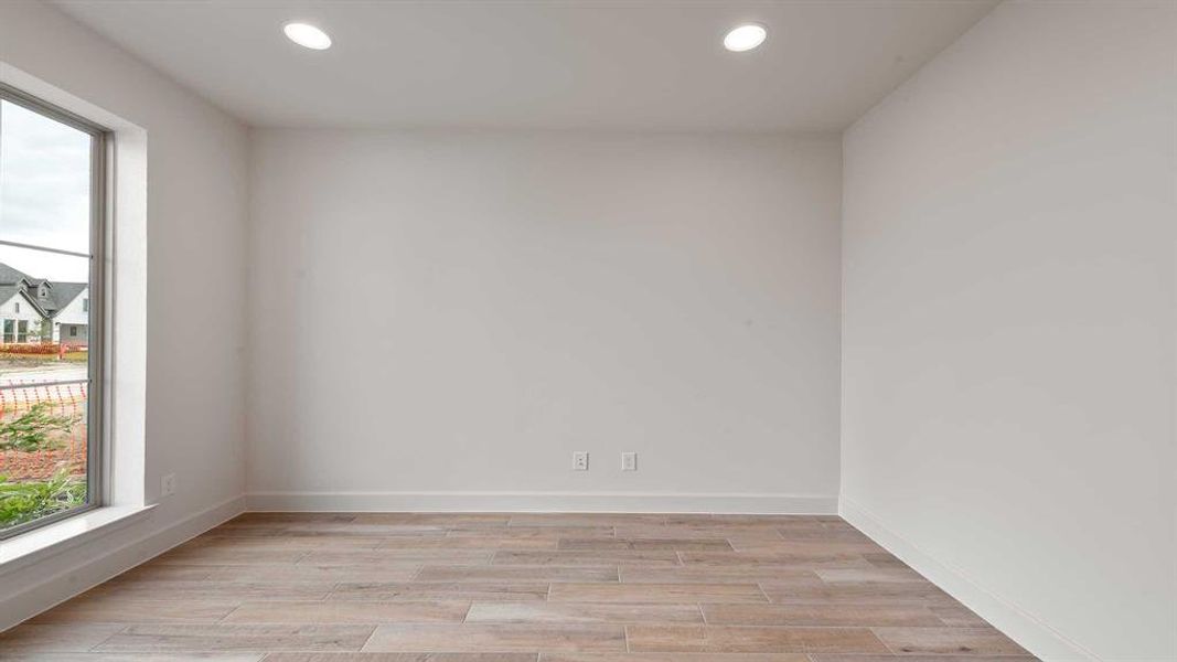 Spacious, unfurnished interior of a new home in Meraki, Forney (Image 23).