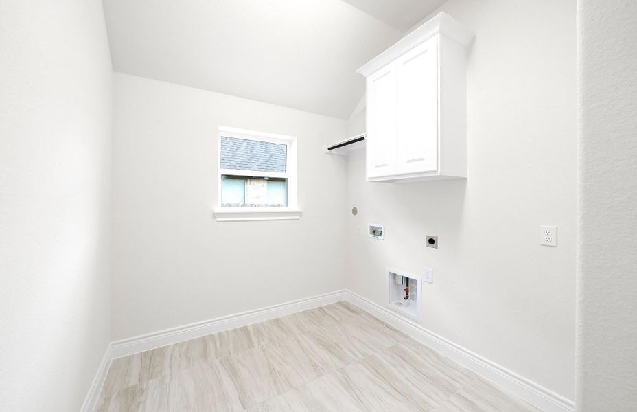 Spacious, unfurnished interior of a new home in Audubon 60', Magnolia (Image 33).