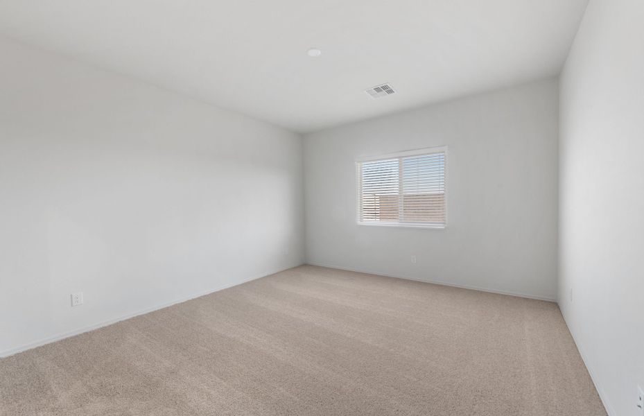 Spacious, unfurnished interior of a new home in El Rancho Santa Rosa, Maricopa (Image 16).