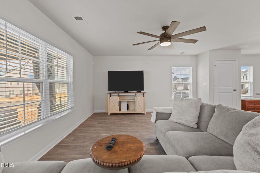 10-web-or-mls-_1894295