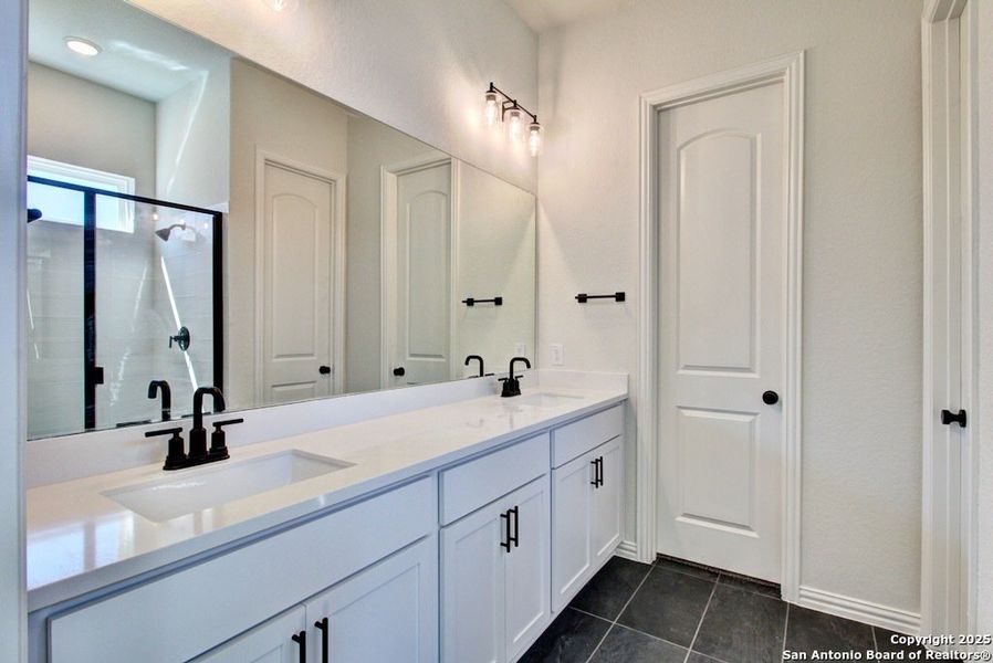 Furnished interior view inside a new home in Casinas at Gruene, New Braunfels (Image 4).