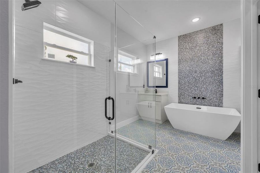 Furnished interior view inside a new home in , Poinciana (Image 31).