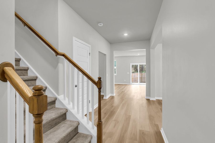 Spacious, unfurnished interior of a new home in Limehouse Village: Arbor Series, Summerville (Image 44).