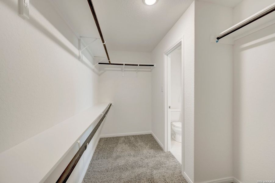 Spacious, unfurnished interior of a new home in Greenspoint Heights, Seguin (Image 19).