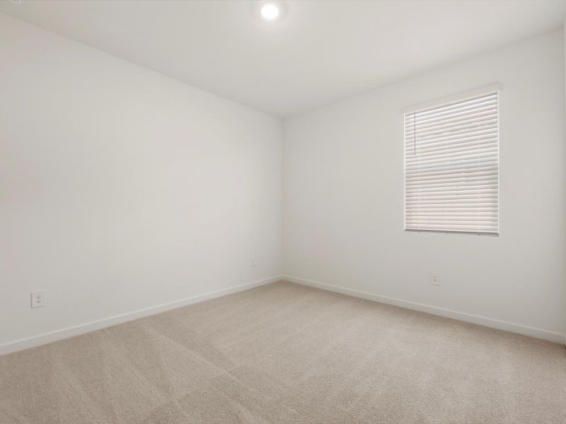 Spacious, unfurnished interior of a new home in Bella Vista Farms Reserve Series, San Tan Valley (Image 12).