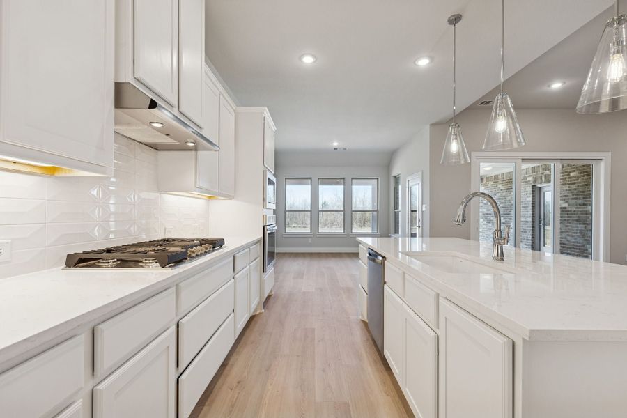 Representative furnished interior of a home built from the Halsted by Centre Living Homes in Ellis Ranch Estates, Waxahachie (Image 9).