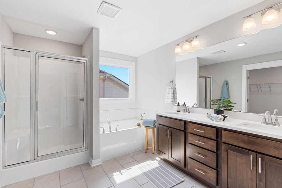 Furnished interior view inside a new home in Westfield Garden Homes, Gallatin (Image 10).