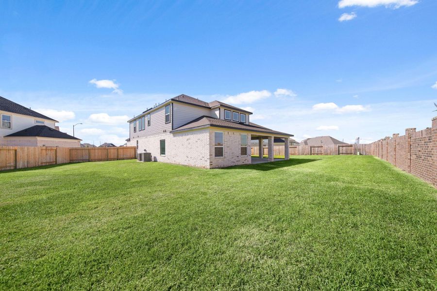 Exterior details and patio area of a home in Beacon Hill, Waller (Image 4). Exterior details and patio area of a home in Beacon Hill, Waller (Image 4).