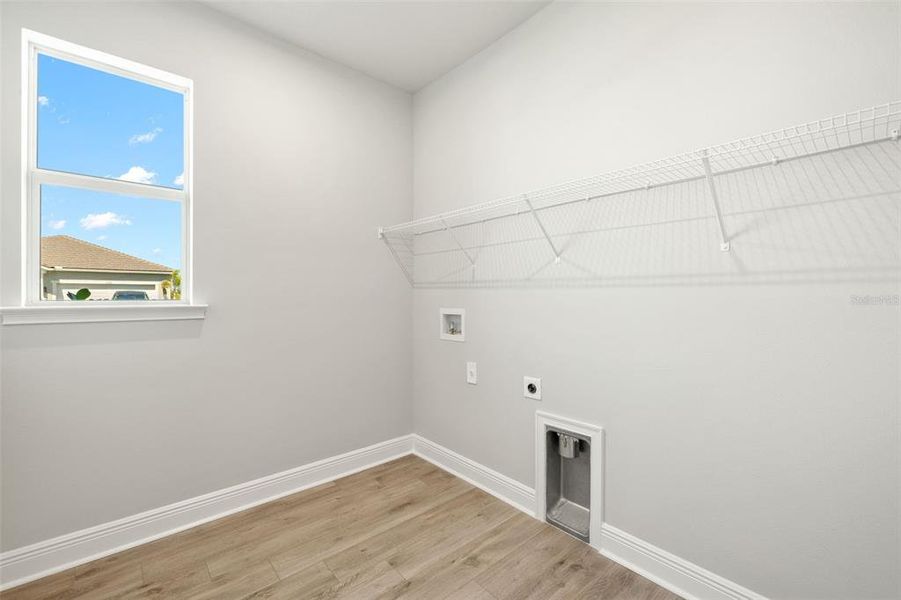 Spacious, unfurnished interior of a new home in Brightmore at Wellen Park, Venice (Image 5).