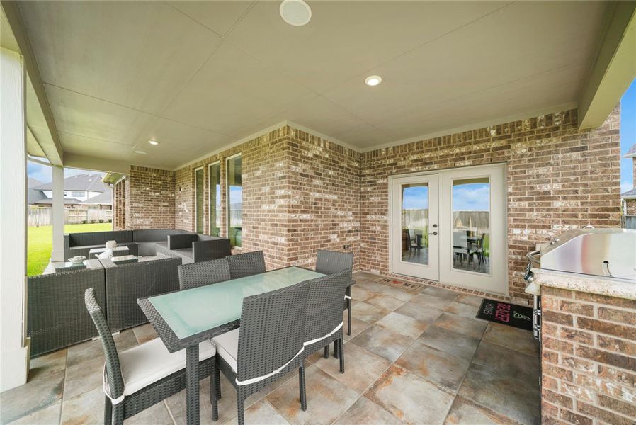 Furnished interior view inside a new home in Valencia: Hilltop Collection, Manvel (Image 12).