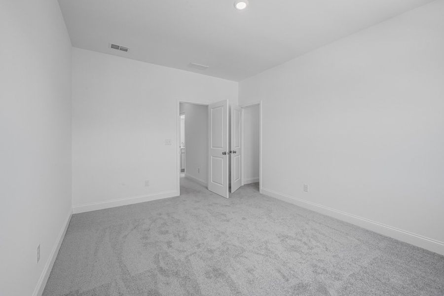 Representative unfurnished interior of a home built from the Trenton by Taylor Morrison in Bennett Farm, Loganville (Image 25).