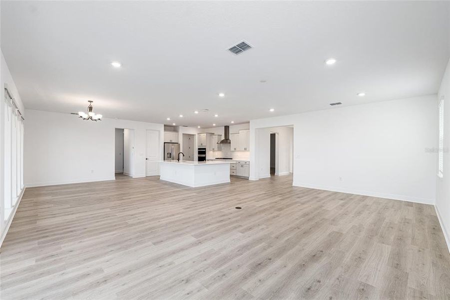 Spacious, unfurnished interior of a new home in , Ocala (Image 59).