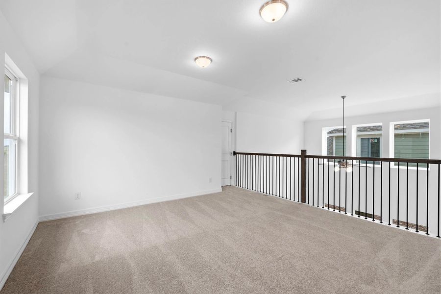 Spacious, unfurnished interior of a new home in Wildrye, Waller (Image 20).