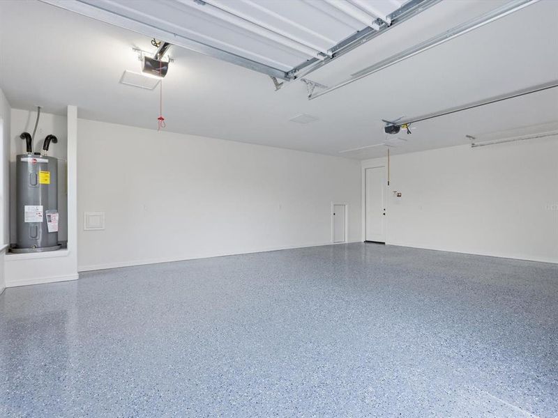 Spacious, unfurnished interior of a new home in , Azle (Image 23).