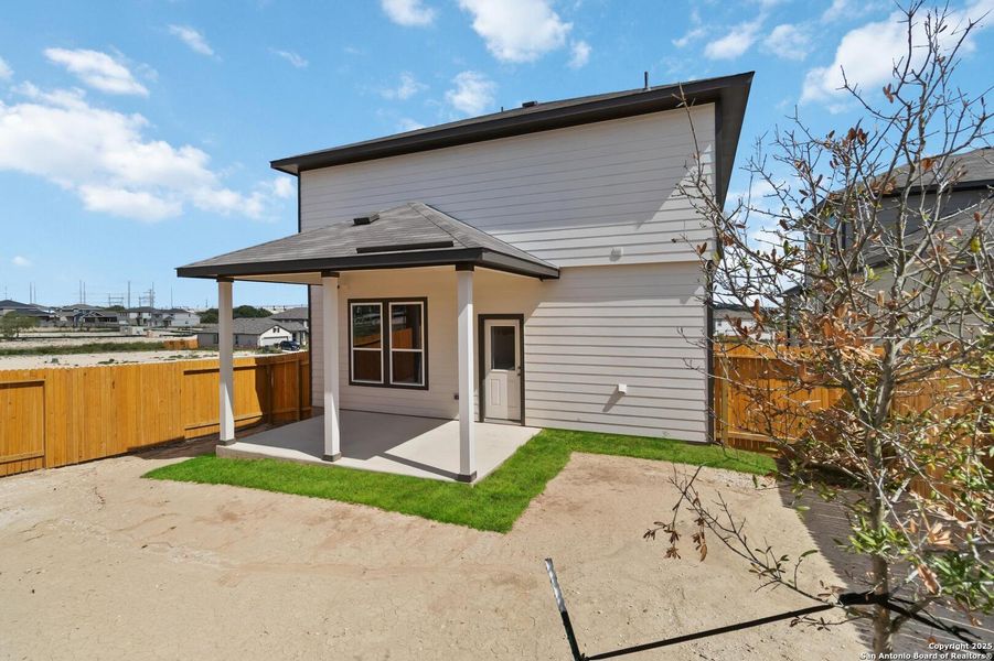 Exterior details and patio area of a home in Hunters Ranch, San Antonio (Image 17). Exterior details and patio area of a home in Hunters Ranch, San Antonio (Image 17).