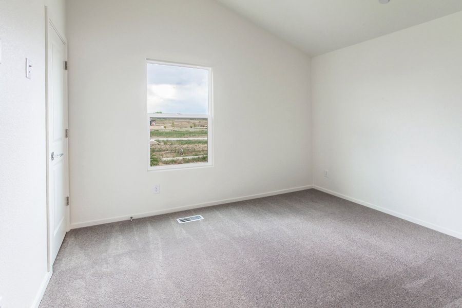 Spacious, unfurnished interior of a new home in Bloom, Fort Collins (Image 28).