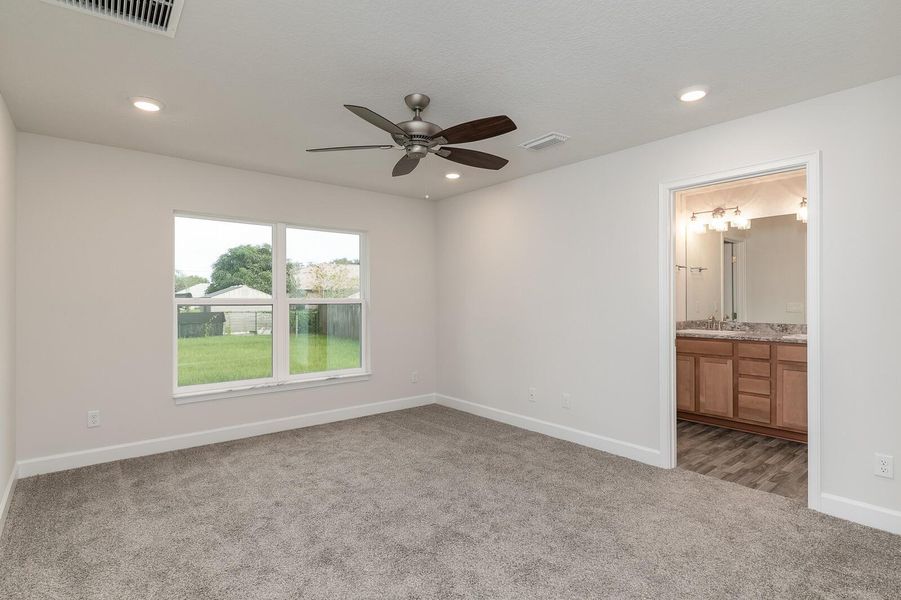 Spacious, unfurnished interior of a new home in , Port St. Lucie (Image 22). Spacious, unfurnished interior of a new home in , Port St. Lucie (Image 22).