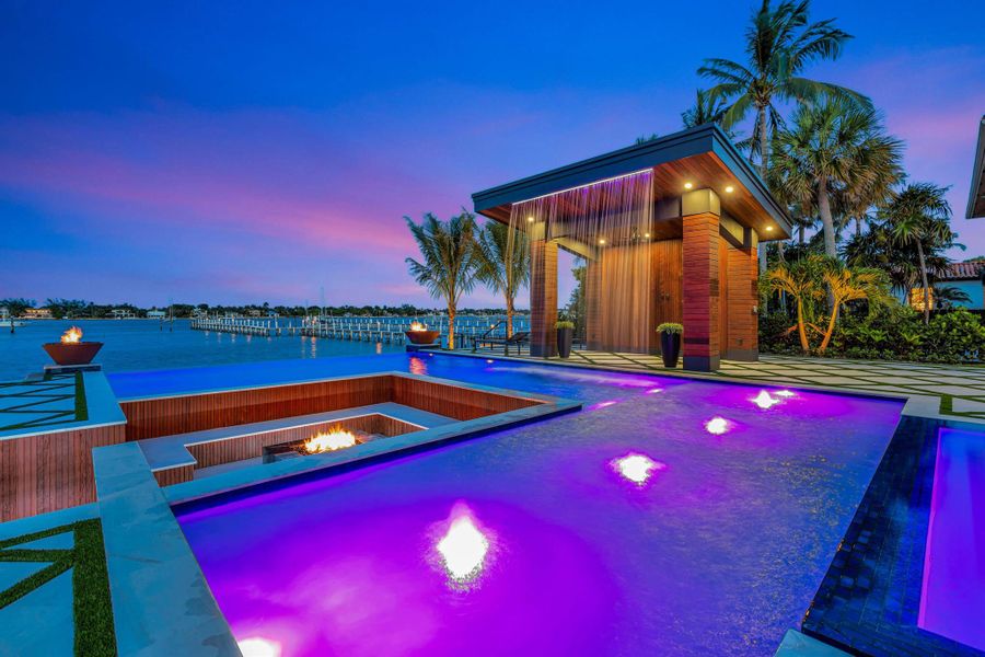 Exterior details and patio area of a home in , Lantana (Image 45).