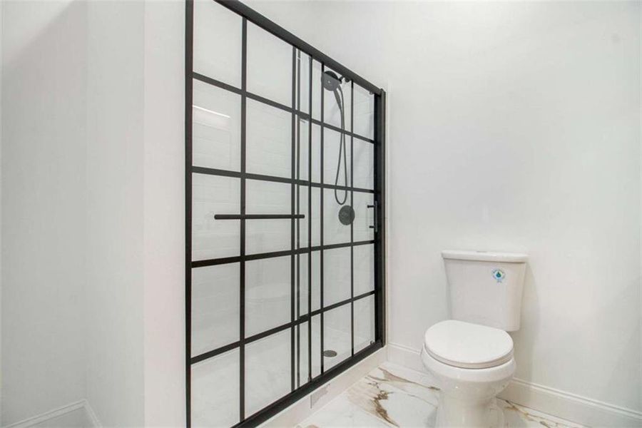 Image 33 of a home in .