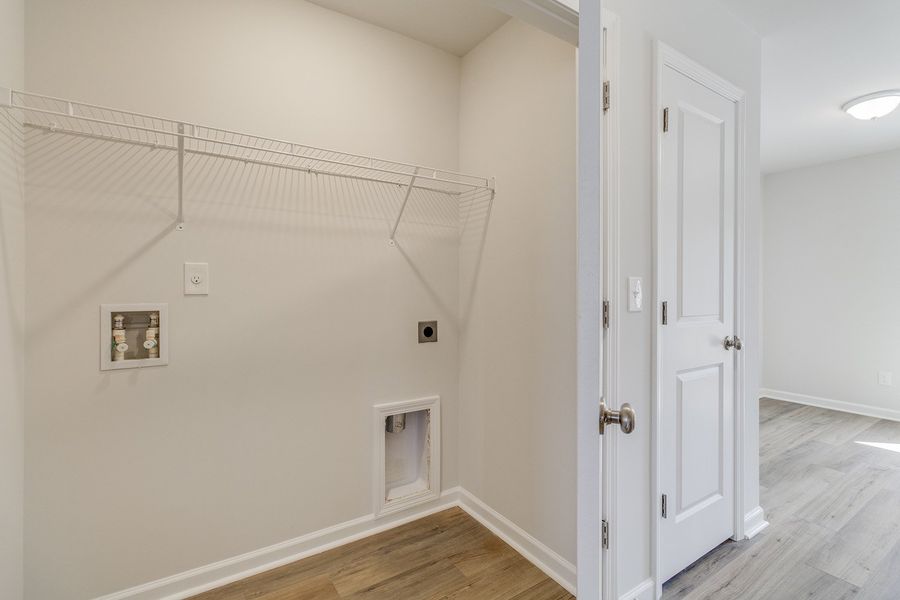 Spacious, unfurnished interior of a new home in Haynes Park, Columbia (Image 20).