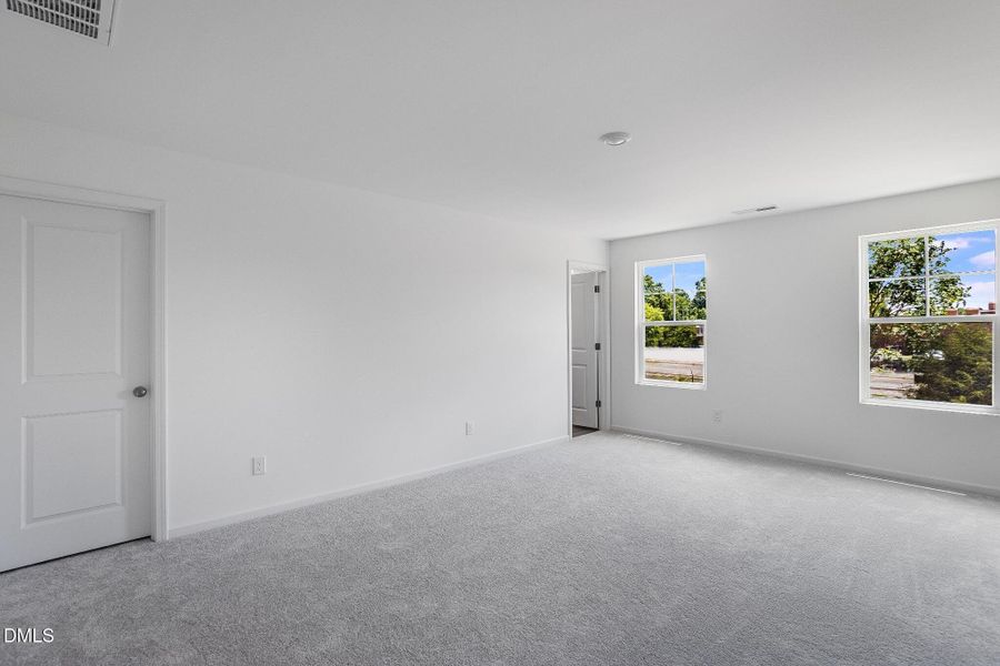 SUN_LawsonTownes_Pic_866Pilot_02