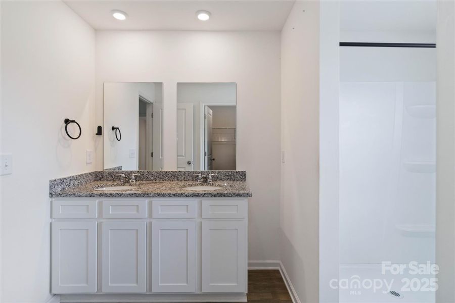 Furnished interior view inside a new home in , Cowpens (Image 6).