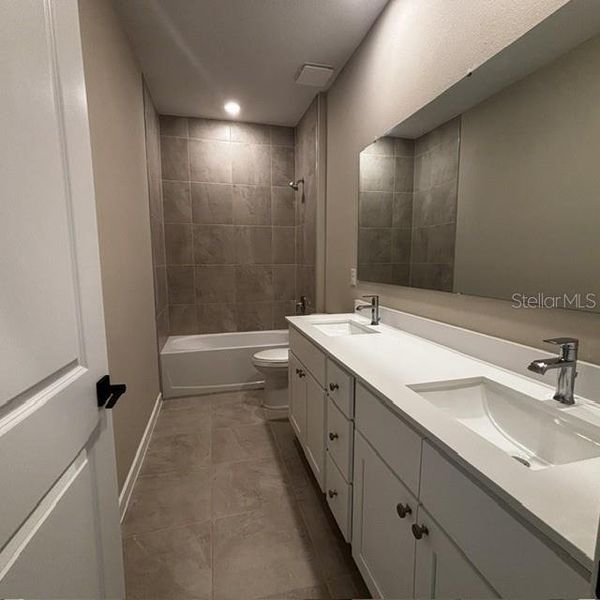 Furnished interior view inside a new home in Palm Coast, Palm Coast (Image 7).