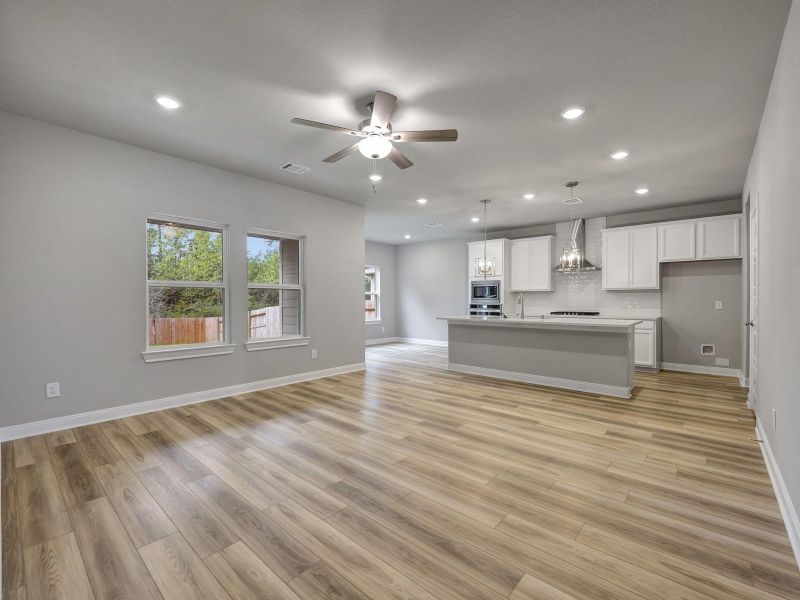Photo is not of the actual home, but is an inspirational photo of builder’s model home and may depict options, furnishings, and/or decorator features that are not included Photo is not of the actual home, but is an inspirational photo of builder’s model home and may depict options, furnishings, and/or decorator features that are not included