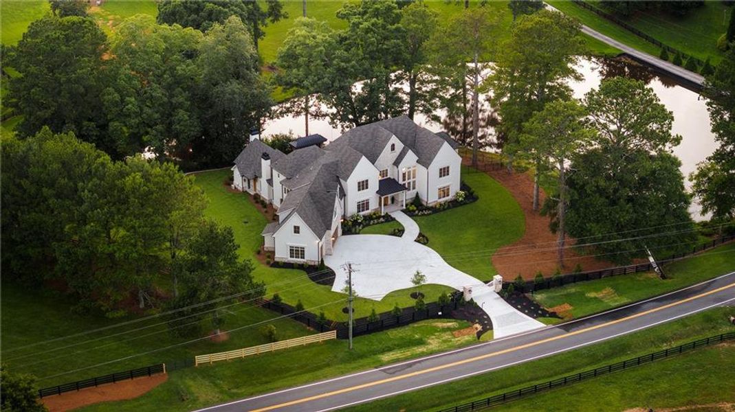 Image 87 of a home in .
