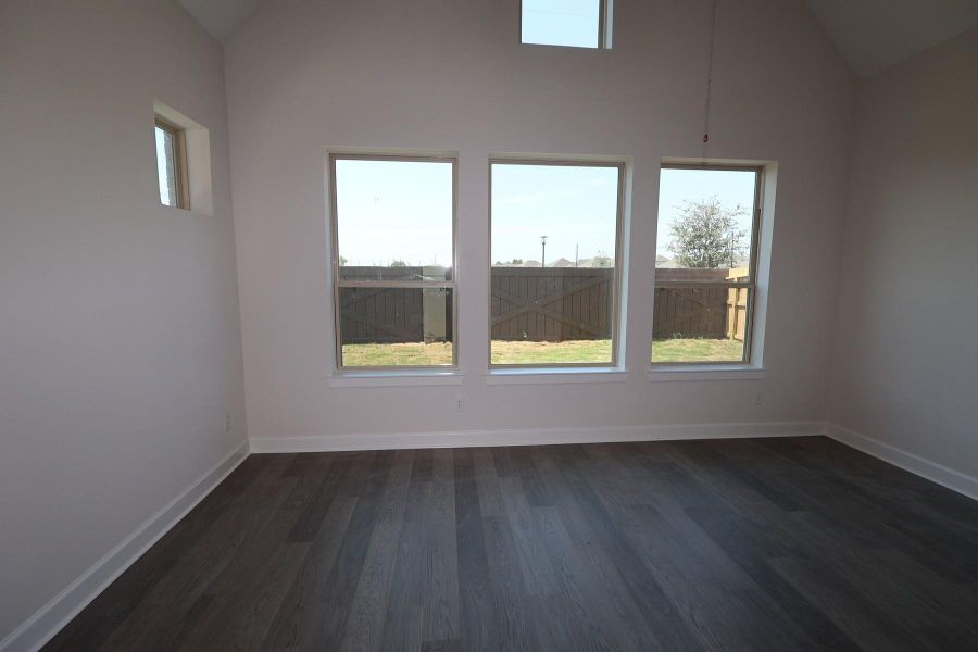Spacious, unfurnished interior of a new home in Harvest Green - Reserve Collection, Richmond (Image 5).