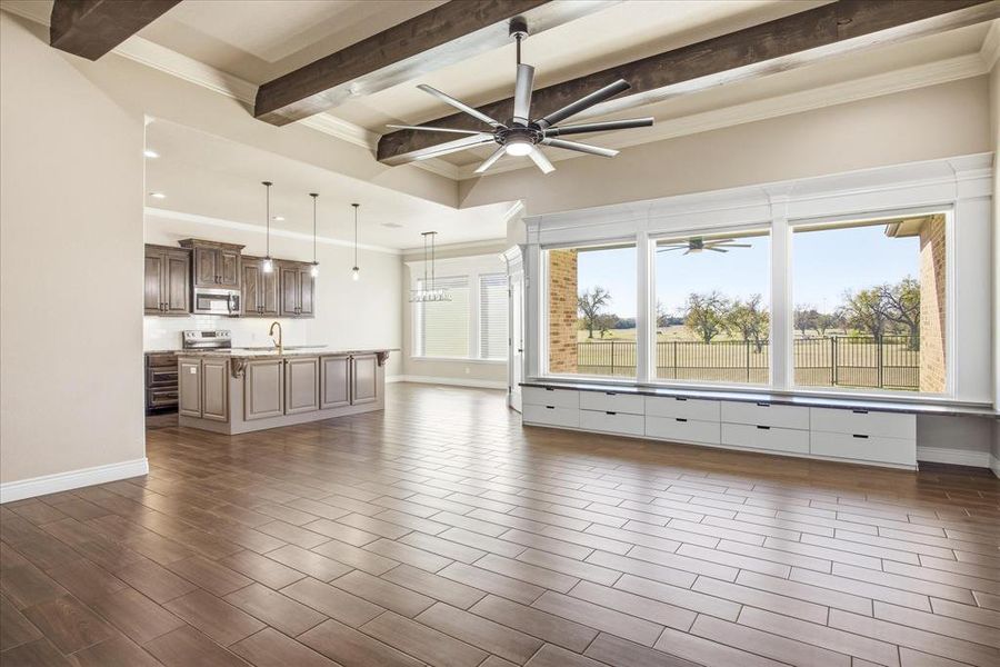 Spacious, unfurnished interior of a new home in , Granbury (Image 34).