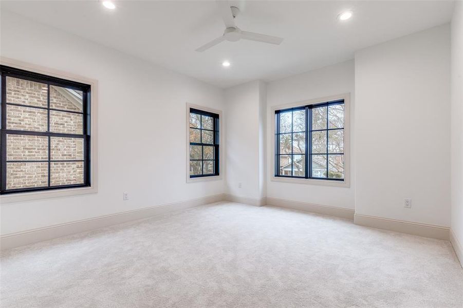 Spacious, unfurnished interior of a new home in , Dallas (Image 20). Spacious, unfurnished interior of a new home in , Dallas (Image 20).