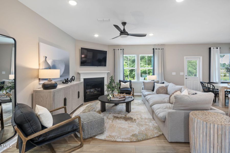 14-web-or-mls-DX3A7745