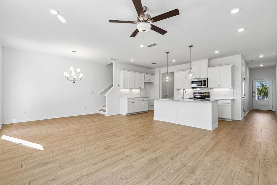 Spacious, unfurnished interior of a new home in Weatherfield, Buford (Image 15).