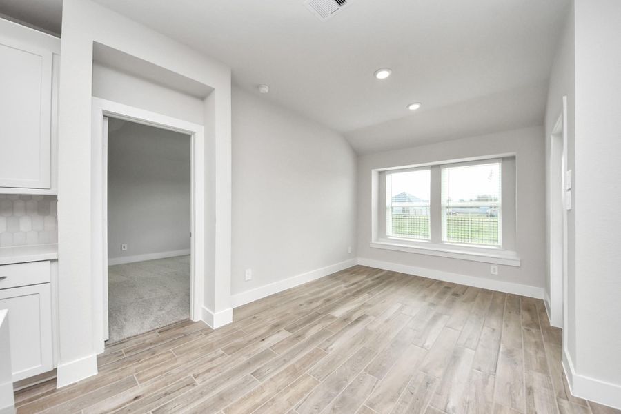 Spacious, unfurnished interior of a new home in Laurel Landing: Landmark Collection, Alvin (Image 23). Spacious, unfurnished interior of a new home in Laurel Landing: Landmark Collection, Alvin (Image 23).