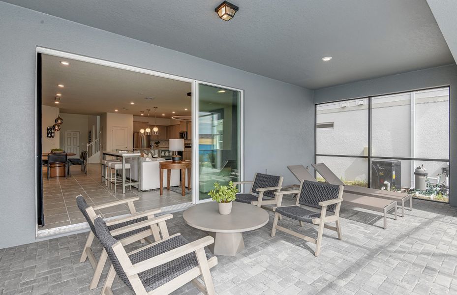 Community amenities in Windsor Cay Resort, Clermont (Image 7).