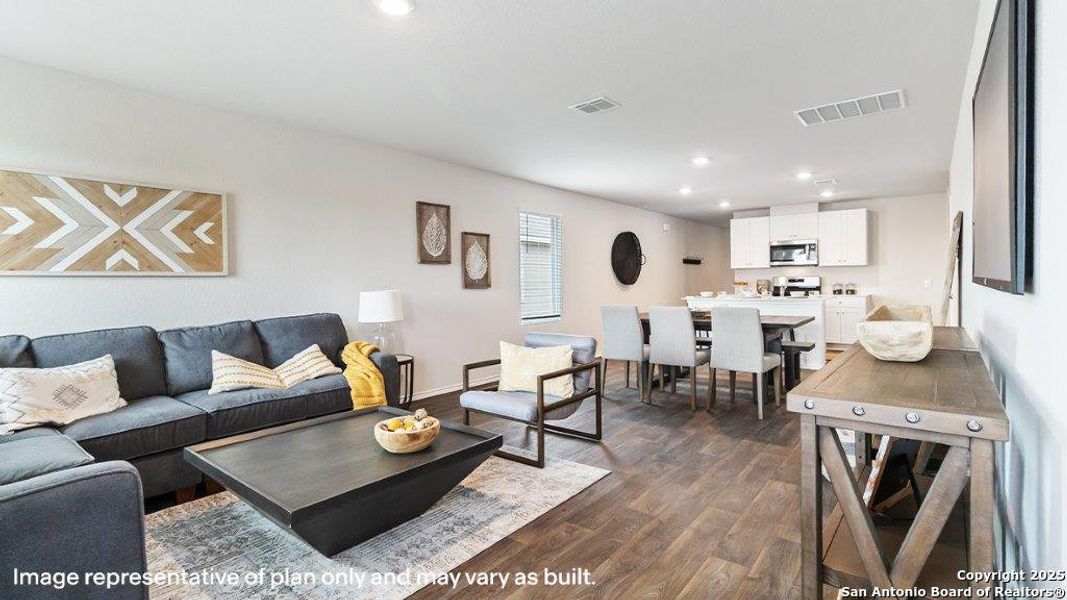 Furnished interior view inside a new home in Avenida, Converse (Image 26). Furnished interior view inside a new home in Avenida, Converse (Image 26).