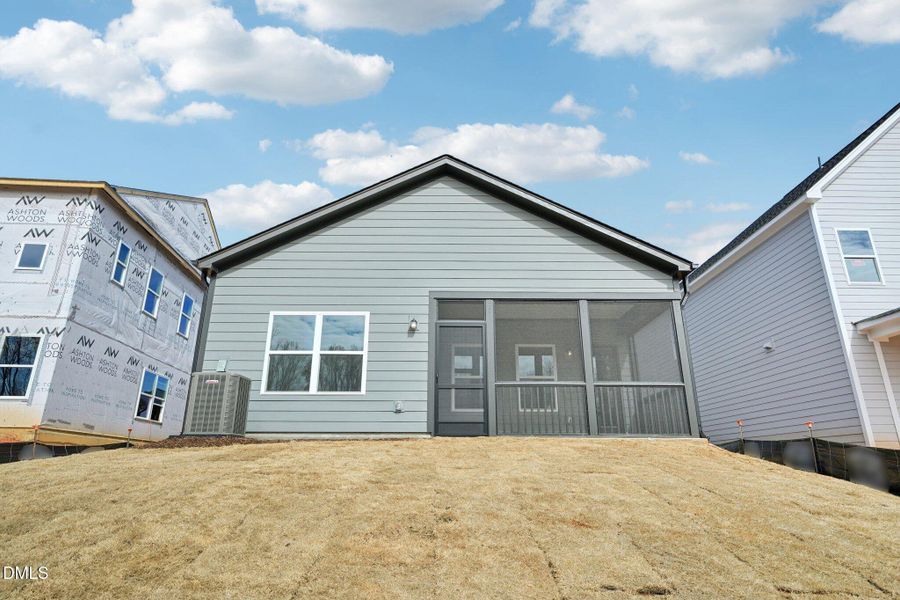 46-web-or-mls-Emeline Wy-S2402-039