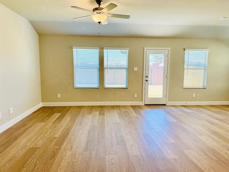 Spacious, unfurnished interior of a new home in Trails of Lavon - Signature Series, Lavon (Image 9).