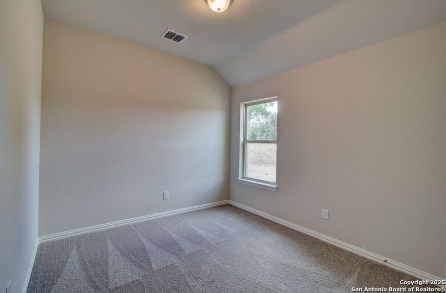 Spacious, unfurnished interior of a new home in Clear Creek, New Braunfels (Image 9). Spacious, unfurnished interior of a new home in Clear Creek, New Braunfels (Image 9).