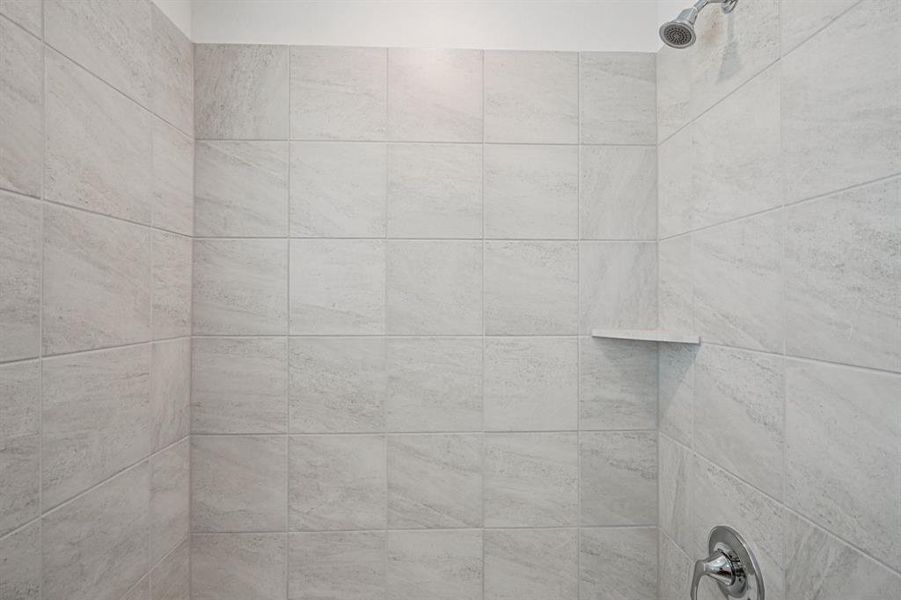 Photo is not of the actual home, but is an inspirational photo of builder’s model home and may depict options, furnishings, and/or decorator features that are not included. Photo is not of the actual home, but is an inspirational photo of builder’s model home and may depict options, furnishings, and/or decorator features that are not included.