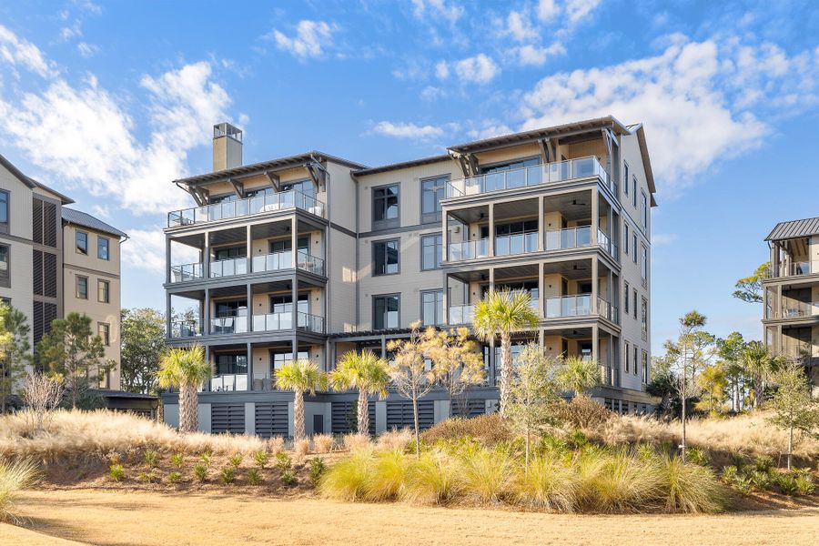 Condo located in Kiawah Island, SC showcasing its design and architecture (Image 26). Condo located in Kiawah Island, SC showcasing its design and architecture (Image 26).