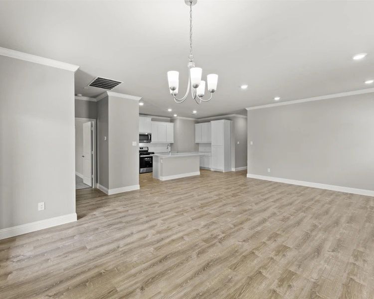 Representative unfurnished interior of a home built from the Nevada by BLUEHAVEN Homes in Lakepointe, Lavon (Image 25).