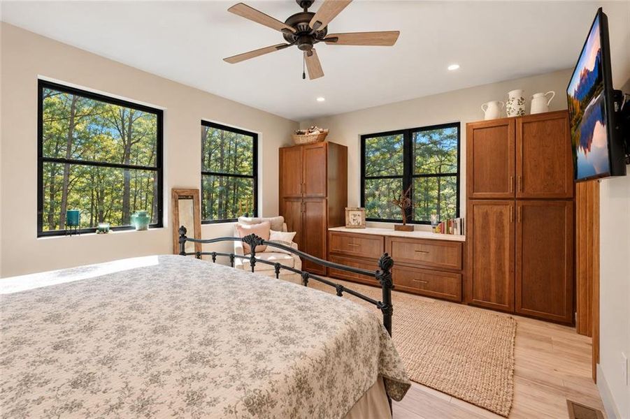 Furnished interior view inside a new home in , Ellijay (Image 37).