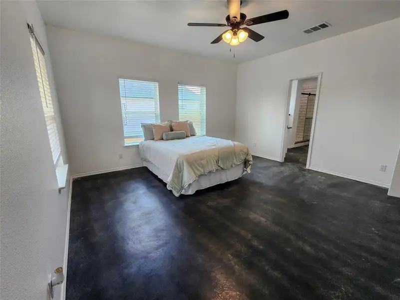 Furnished interior view inside a new home in , Kennedale (Image 4).