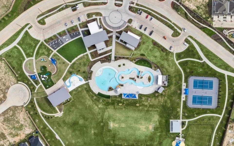 Look at all the amenties you get when you are a Resident in Sunterra