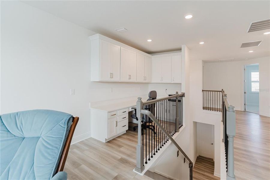 Furnished interior view inside a new home in Sweetwater at Lakewood Ranch, Bradenton (Image 52). Furnished interior view inside a new home in Sweetwater at Lakewood Ranch, Bradenton (Image 52).