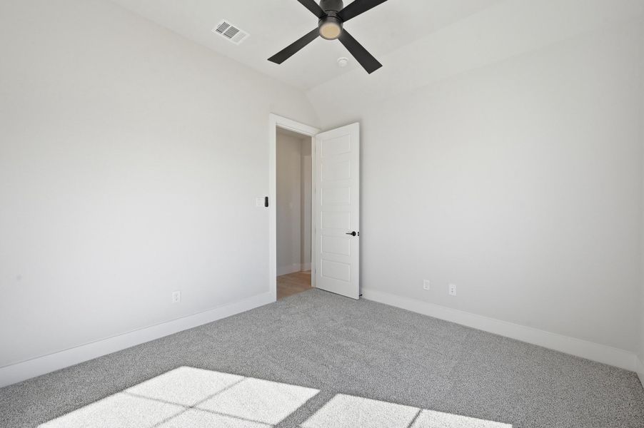 Spacious, unfurnished interior of a new home in LeTara, Haslet (Image 27). Spacious, unfurnished interior of a new home in LeTara, Haslet (Image 27).