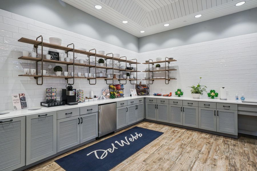 Image 47 of a home in .