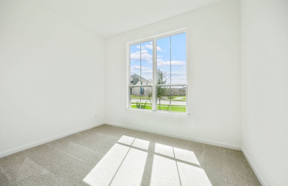 Spacious, unfurnished interior of a new home in Katy Court, Katy (Image 28).
